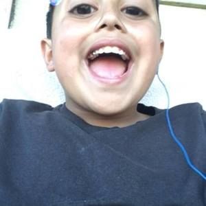 Meet your Posher, Zachariah